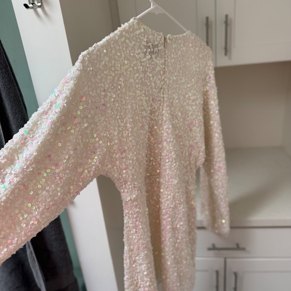 Show Me Your Mumu Kidman Mini Dress in White Sprinkle Sequins M NWT - Picture 3 of 3